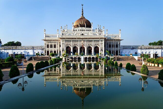 Day Tour Of Lucknow - Time for Kebab Breaks and Chikan Shopping
