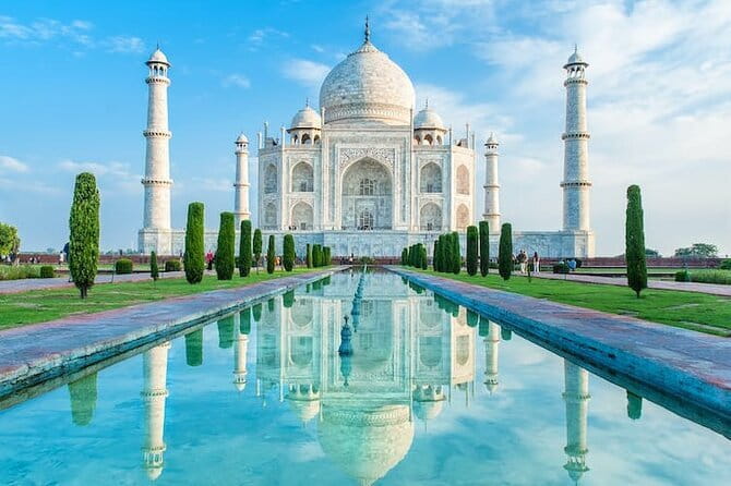 Day Trip to Taj Mahal, Agra Fort and Baby Taj from Delhi by Car - Baby Taj, or Itimad-ud-Daulah (1 hour): small scale, careful detail