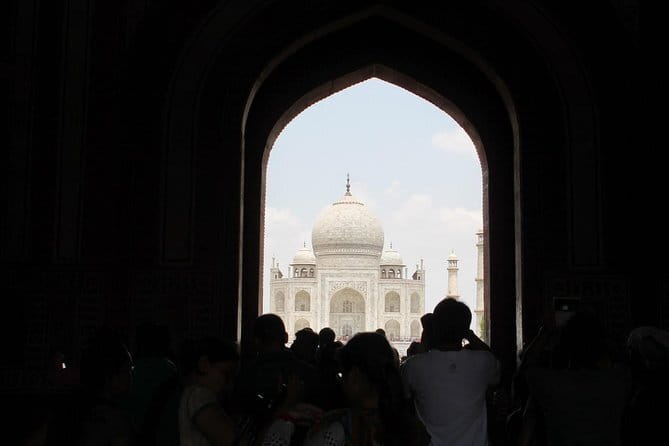 Day Trip to Taj Mahal, Agra Fort and Baby Taj from Delhi by Car - Should you book this Delhi-to-Agra day trip?