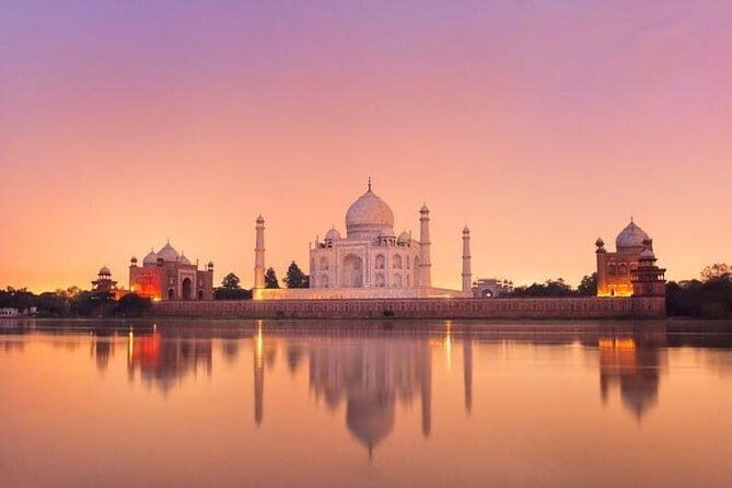 Day Trip to The Taj Mahal and Agra with Fatehpur Sikri from Jaipur - Lunch, rest breaks, and how the day stays manageable