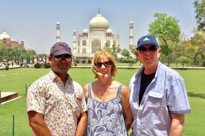 Delhi Agra and Taj Mahal Private Day Trip by Car with Lunch - Agra Fort: A UNESCO Stop That Adds Context