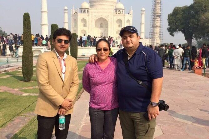Delhi Agra Delhi: Round Trip By Gatimaan Express Train - Agra Fort in 60 minutes: Mughal power in red sandstone