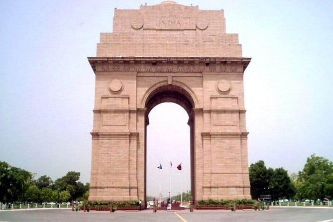 Delhi Agra Jaipur Udaipur Rajasthan 9 Days Tour From New Delhi - Jaipur: Amber Fort, Hawa Mahal, City Palace, and the observatory angle