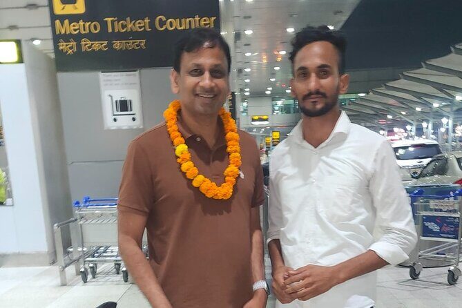 Delhi Airport Private Transfer to or from New Delhi and NCR - Coverage across New Delhi and the NCR: Gurgaon, Noida, Ghaziabad