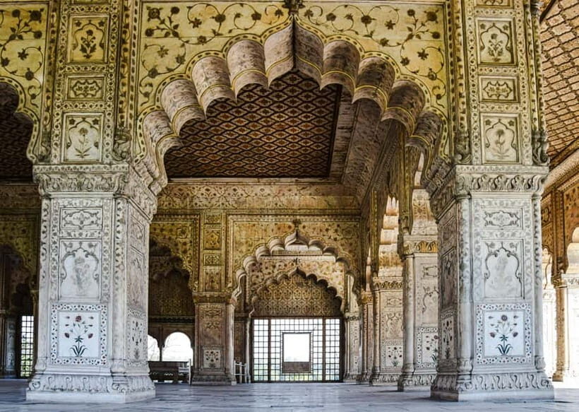 Delhi Airport to Taj Mahal Tour Instant Booking - Price and value: why $57 can work for a one-day Taj Mahal mission