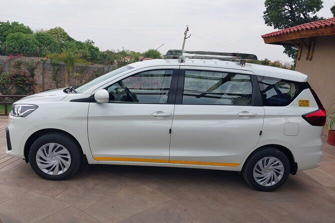 Delhi Airport Transfer – Pickup and Drop-Off (Choose One or Both) - Finding your driver fast: Terminal 3 Exit Gate 4, plus terminals 1/2