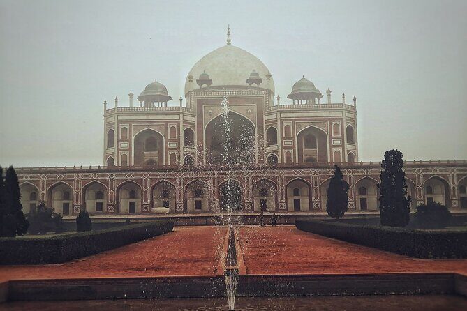 Delhi By Dawn:Secret morning Delhi Tour + Breakfast all inclusive - Chandni Chowk and the Mughal-era folk sport connection