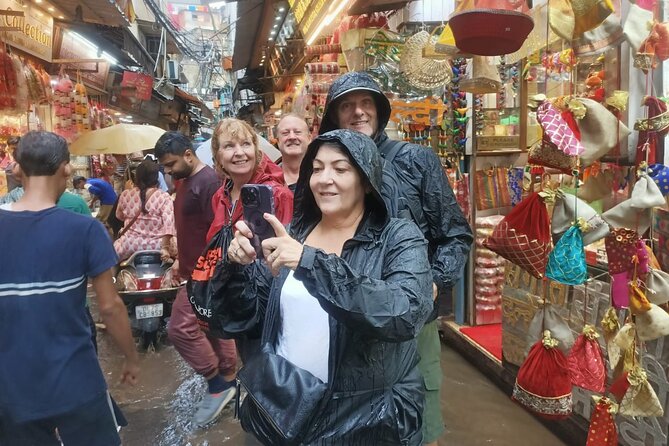 Delhi City Tour: Old Delhi, Markets, Monuments & Street Food Walk - Jama Masjid and the start of Old Delhi in the right key