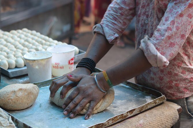 Delhi Culinary Evolution Tour: Old + New Delhi Food all inclusive - What You Actually Get to Eat: Dinner, Snacks, Coffee, and Bottled Water