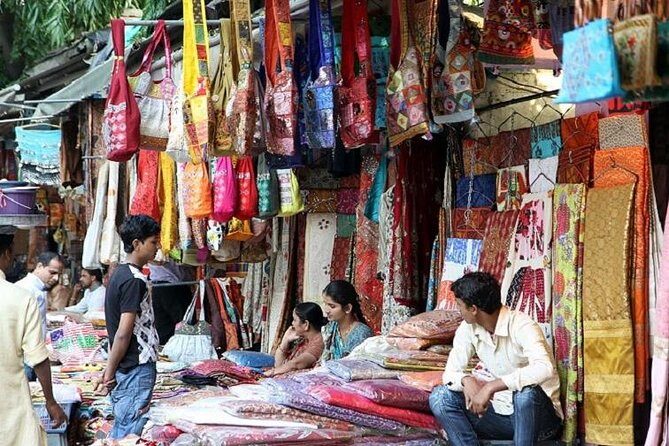 Delhi Custom And Shopping Tour - Starting at 10:00 with pickup, bottled water, and AC comfort