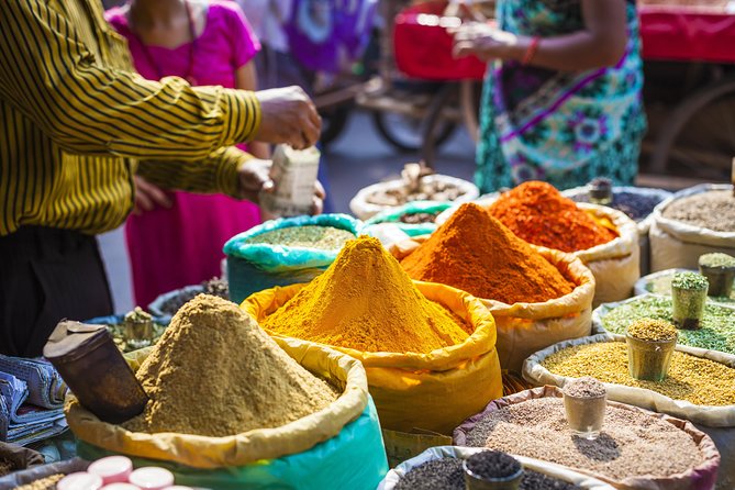 Delhi Flea and Street Markets Tour - Stop 4: Dilli Haat for crafts with a state-by-state feel