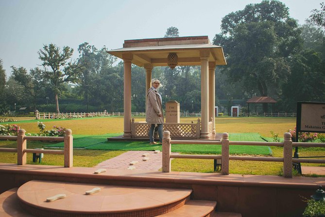 Delhi Footsteps of Mahatma Gandhi Half-Day Tour - Gandhi Smriti (Birla House): the last days, the 1948 moment, and what to watch for