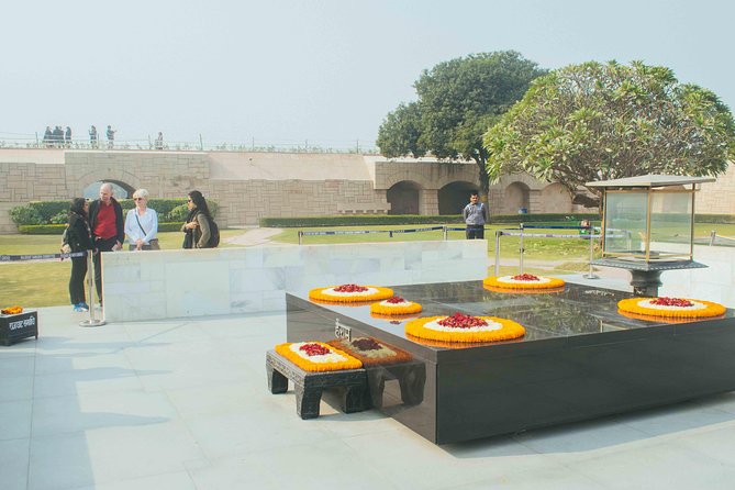 Delhi Footsteps of Mahatma Gandhi Half-Day Tour - The guide matters: English comfort and time management