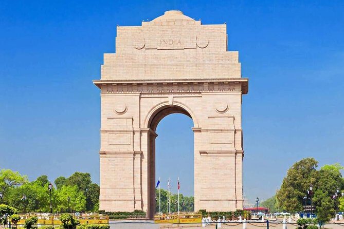 Delhi Full Day Including Old and New Delhi Private Tour - Why This One-Day Old + New Delhi Route Makes Sense