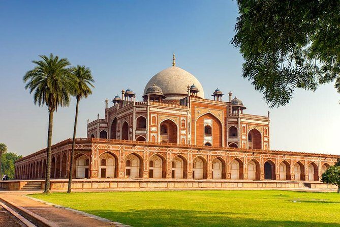 Delhi Full Day Including Old and New Delhi Private Tour - Jama Masjid: The Courtyard That Forces You to Slow Down