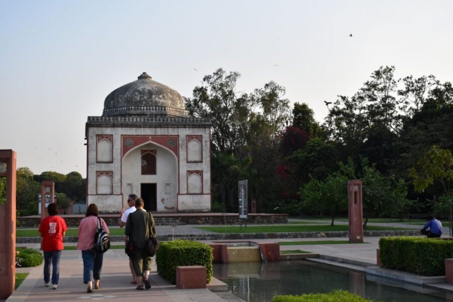 Delhi Hidden Gems Tour: Art, History & Heritage Parks - Should you book this Delhi street art and heritage parks tour?