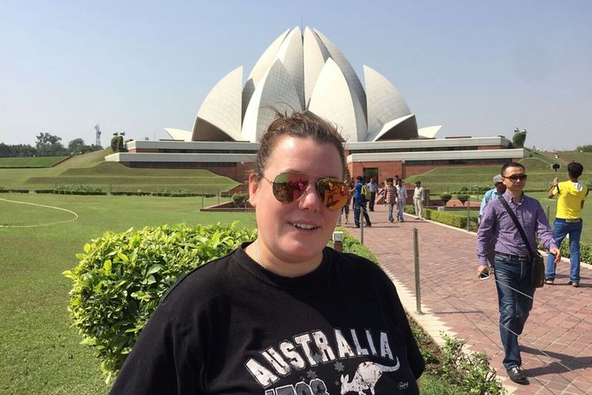 Delhi Highlights: Old & New Delhi Tour with Guide and Transfers - Lotus Temple and Akshardham: Faith Sites That Change the Mood