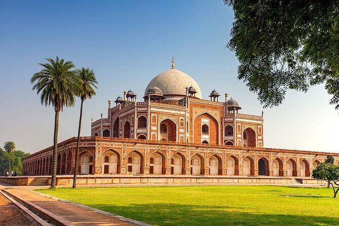 Delhi Local city Tour with Car and Guide - Why a Car-and-Guide Day Works in New Delhi