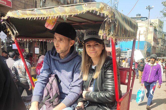 Delhi: Old and New Delhi Private Full or Half Day City Tour - Old Delhi: Red Fort area, Chandni Chowk on foot, and Kahri Baoli spice market