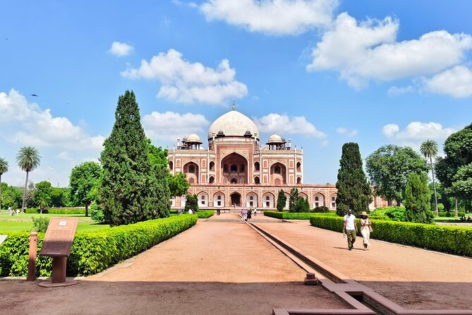 Delhi: Old & New Delhi Full And Half Day Private Guided City Tour - Pickup to Old Delhi: AC comfort plus a rickshaw wake-up call