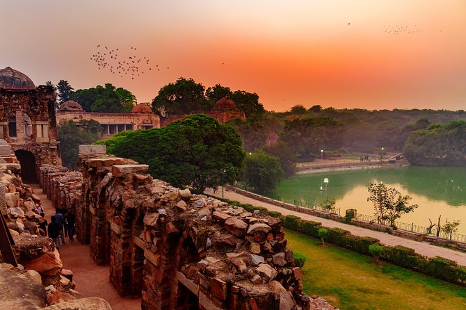 Delhi Private City Tour: Customize your own - Lodhi Garden and Jamali Kamali: photo walks and quiet contrasts