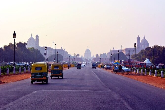 Delhi Private City Tour With Spice Market In 8 Hours - By Car - Humayun’s Tomb: A 16th-Century Landmark Built Under a Wife’s Patronage