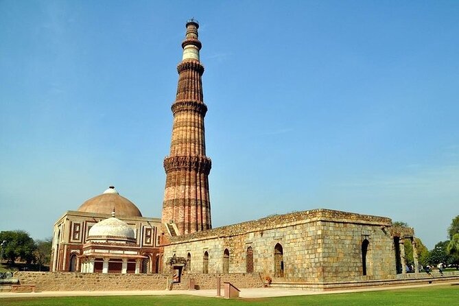 Delhi Private City Tour With Spice Market In 8 Hours - By Car - Chandni Chowk: History, Shopping, and a Street-Level Reality Check