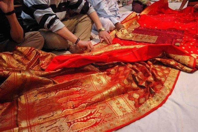 Delhi: Private Half-Day Guided Shopping Tour with Transfer - Key Things to Know Before You Go