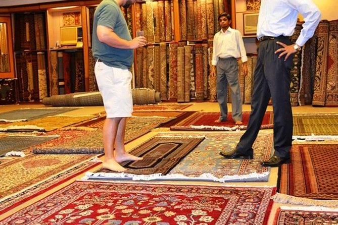 Delhi: Private Half-Day Guided Shopping Tour with Transfer - Half-Day Shopping Route That Cuts Through Confusion
