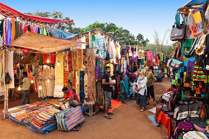 Delhi Private Shopping Tour with transfers - Sarojini Nagar Market: Street Finds and Straightforward Shopping Strategy