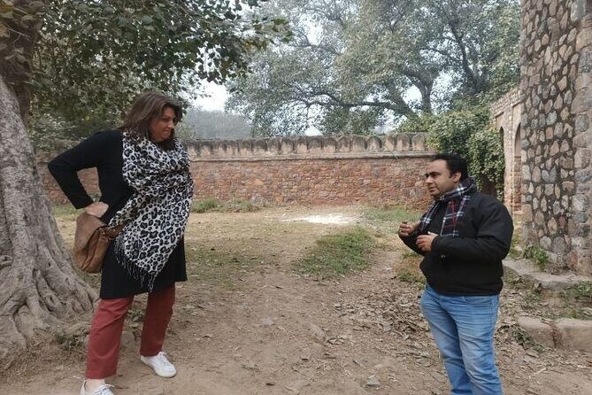 Delhi Sightseeing Tour: Top Monuments & City Highlights - Qutub Minar: the Victory Tower moment