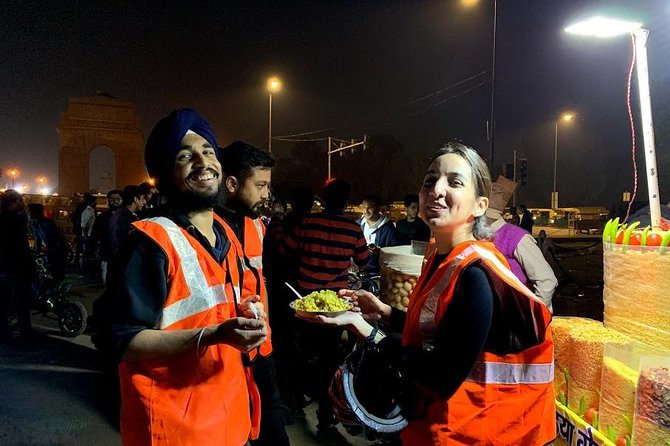 Delhi Starry Night Cycling Tour - Stop 4: Connaught Place midnight snacks and a final stroll