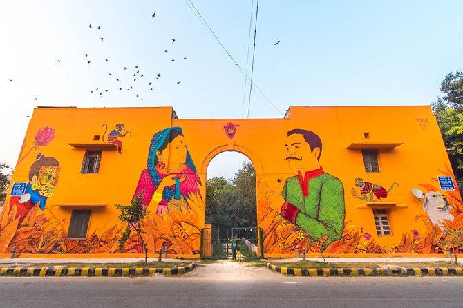 Delhi Street Art Walk in Lodhi Art District with Chai & Food - Why this Lodhi Art District walk feels different from typical sightseeing