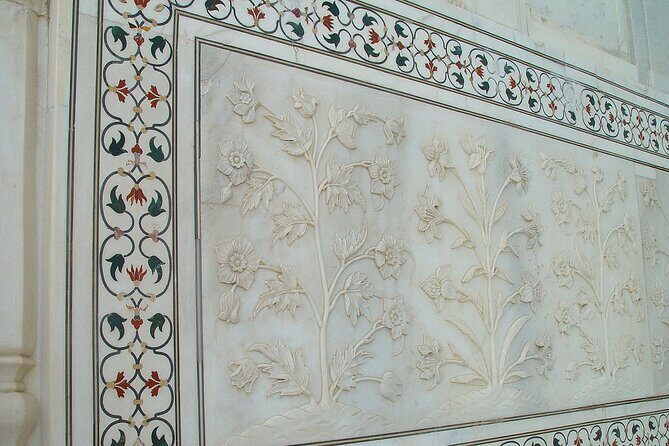 Delhi: Taj Mahal, Agra Fort & Baby Taj Day Tour - All Inclusive - Practical tips for comfort and photos