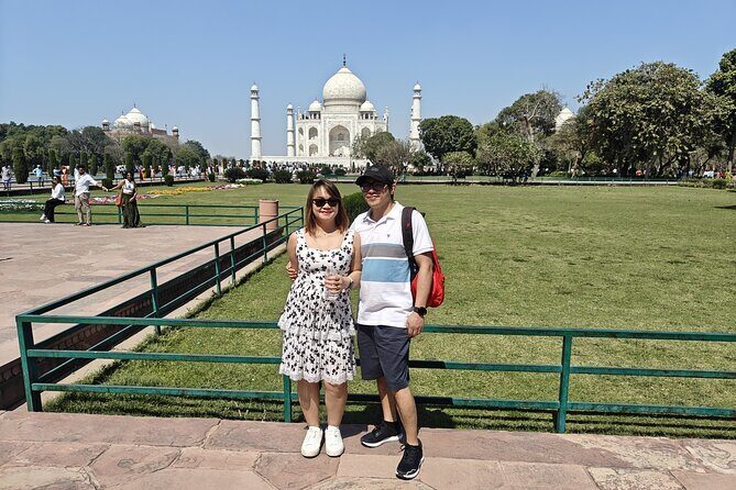 Delhi: Taj Mahal Agra Fort & Baby Taj Tour by Car with Fast Entry - The Delhi to Agra drive via Yamuna Expressway: long, but mostly painless