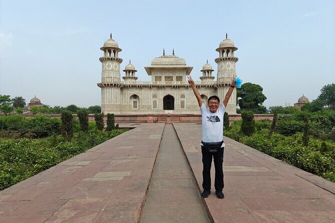 Delhi: Taj Mahal Agra Fort & Baby Taj Tour by Car with Fast Entry - Price and value: what you’re really paying for at $32.61 per person