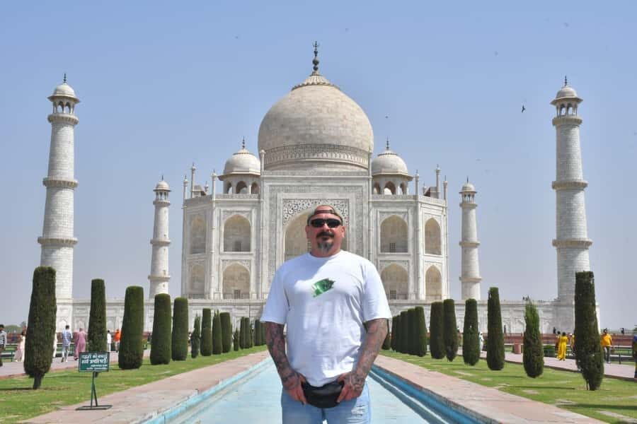 Delhi: Taj Mahal & Agra Tour by Gatimaan Express Train - Lunch at a 5-star Agra hotel: a real break, not just a meal