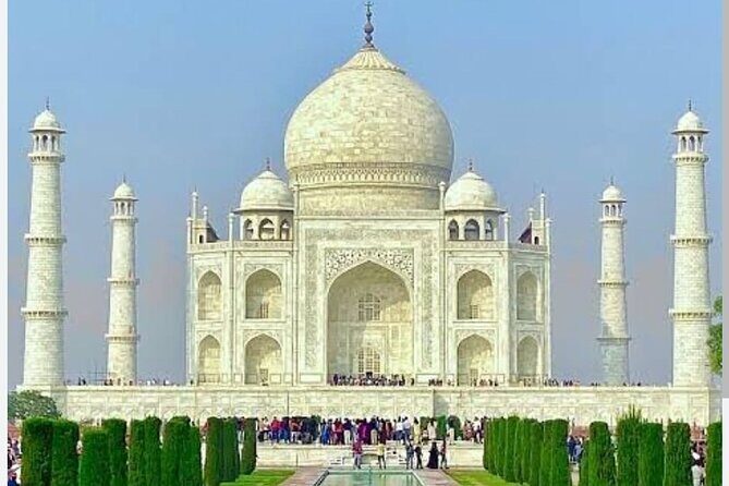 Delhi to Agra: Delhi to Taj Maha tour by Superfast Train Tour - Why the guides and drivers are a big deal on this tour