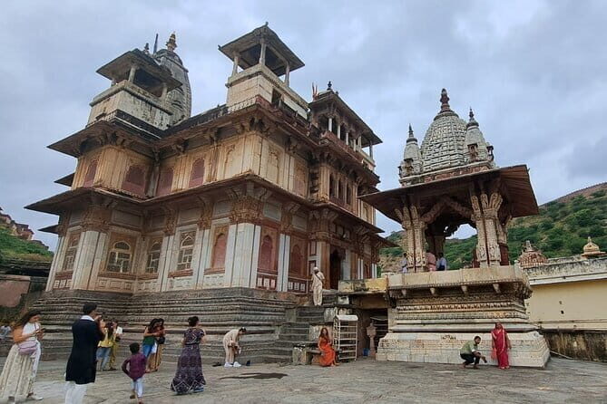 Delhi to Jaipur Pink City Tour with Government Approved Guide - Jal Mahal at Man Sagar Lake: photos without a big time tax