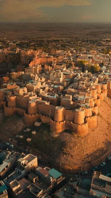 Desert Rose Jaisalmer : Golden City Tour by Tuk-tuk - Entering Jaisalmer’s Golden Fort: A Living City Inside the Walls