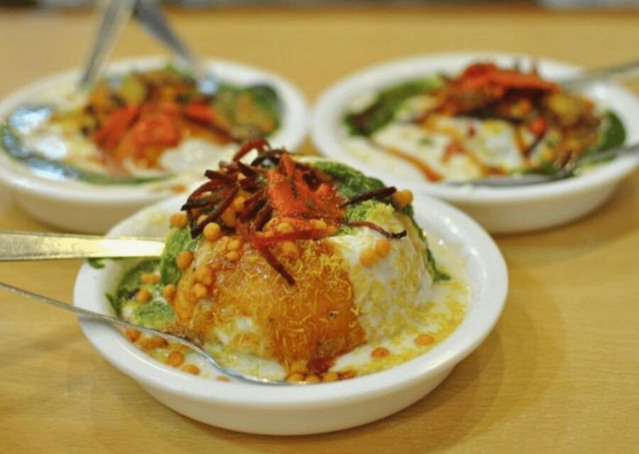 Dharamshala Street Food Crawl ( Guided Food Tasting Tour) - Guide Power: Friendly Storytelling That Makes the Food Make Sense