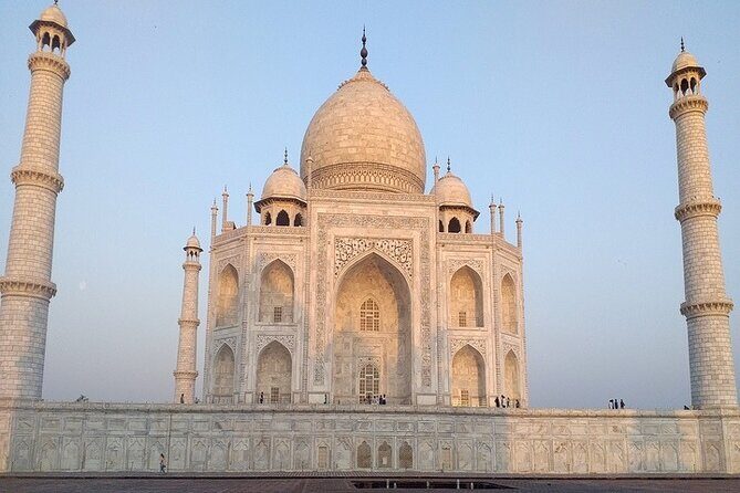 Early Morning Taj Mahal Sunrise Tour From Delhi - Breakfast and Souvenirs: How the Tour Keeps Energy on Track