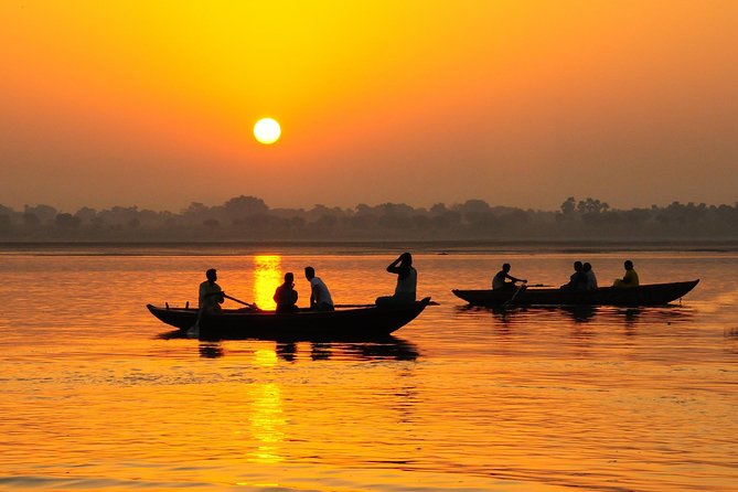 Essence of magnificent India and Nepal - Nepal entry and Lumbini: Buddhist pilgrimage with real grounding