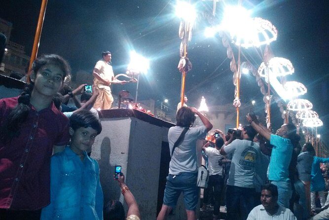 Evening ceremony of Ganges in varanasi with official tour guide - What the Ganga Aarti really involves (and what to watch for)