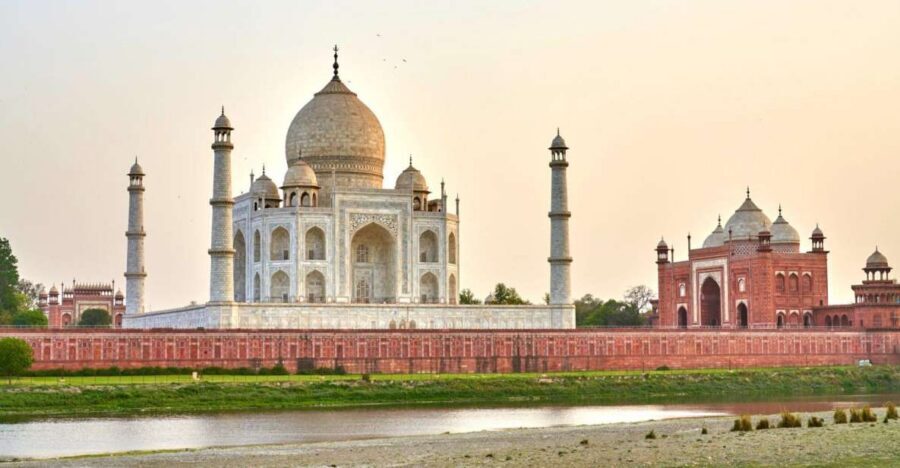 Evening tour of Agra city with Sunset Taj Mahal & Agra Fort - Key things that make this sunset Agra tour work