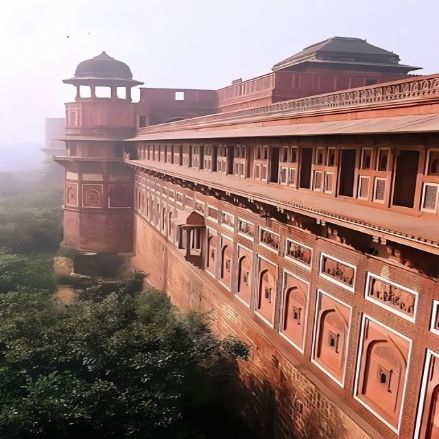 Evening tour of Agra city with Sunset Taj Mahal & Agra Fort - The city stop: a quick taste of local Agra life