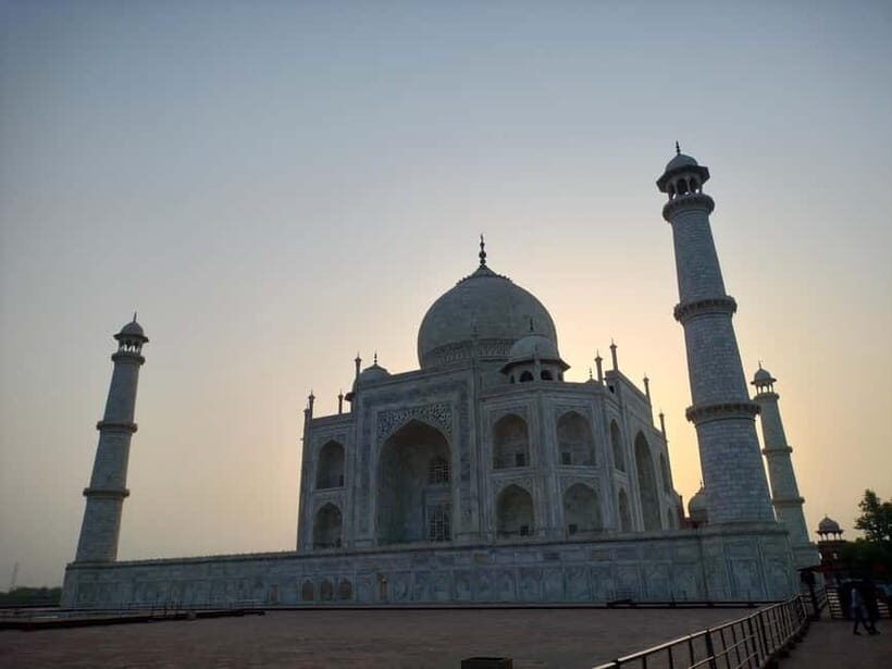 Evening tour of Agra city with Sunset Taj Mahal & Agra Fort - Who should book this sunset Agra city tour