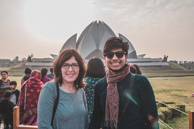 Exclusive Full-Day Guided Tour of Old and New Delhi - Humayun’s Tomb and Akshardham timing: two very different Delhi icons