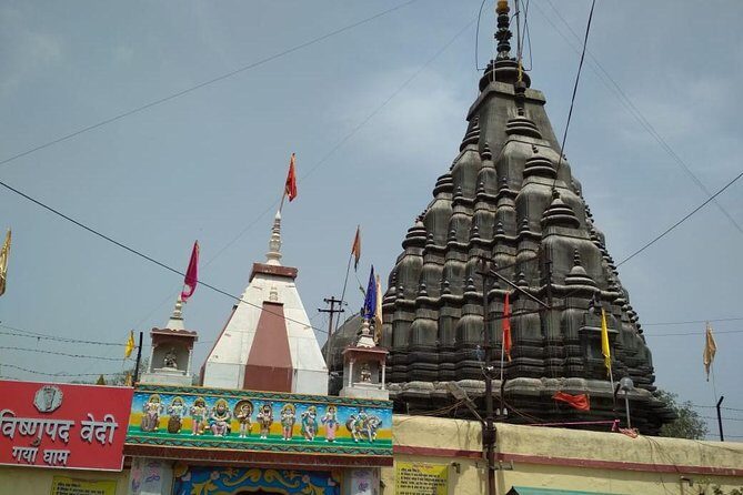 Exclusive Guided Tour of Bodh Gaya - Admission fees and tickets: what’s free and what you’ll pay for