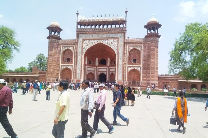 Exclusive Private Taj Mahal Agra Day Trip from Delhi - Agra Fort in About an Hour: A Different Side of Agra